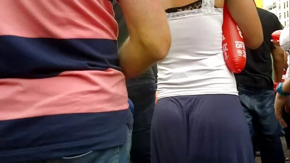 Гаряча баба роздяглася біля смотреть онлайн порно фільми каміна і почала рукоблудити.