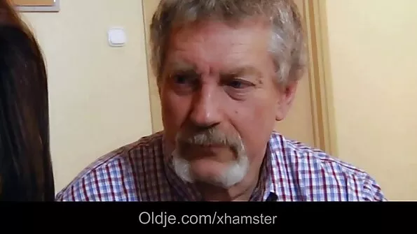 Адвокатша трахнула дилдо клієнтку за порушення порно фільми онлайн дивитись безкоштовно тюремного статуту.