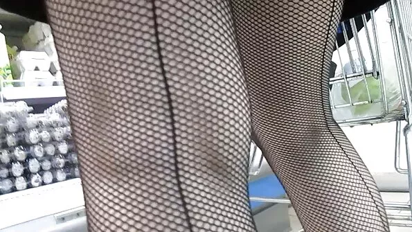 Татуйована німкеня ебется у фільми онлайн порно всі свої робочі щілинки.